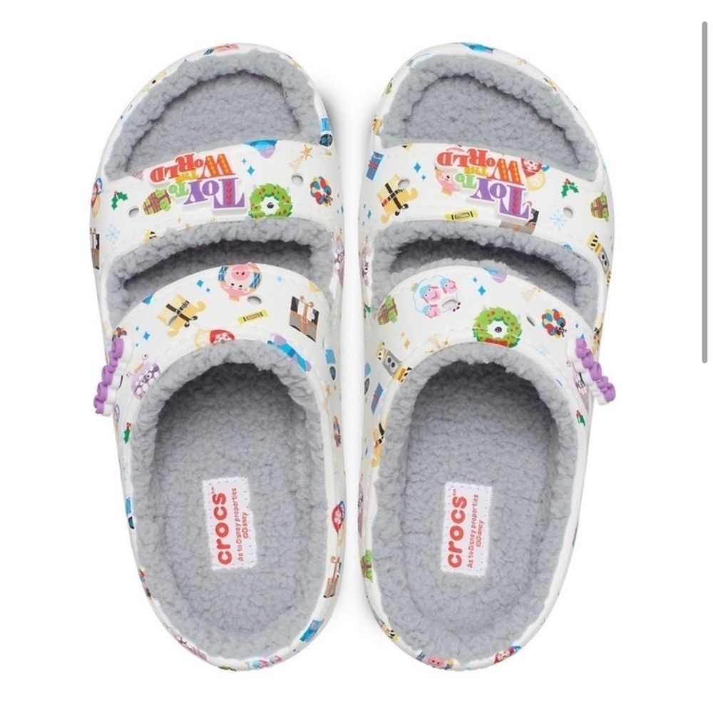 Disney Toy World Croc furry sandal